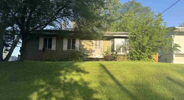 Photo of 703 N 3rd St, Oskaloosa, IA 52577