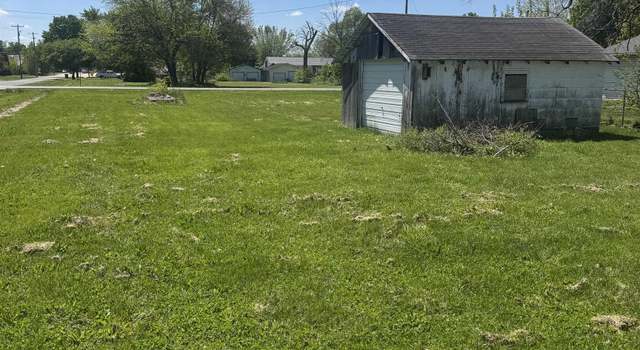 Photo of 707 N Cedar St, Wapello, IA 52653