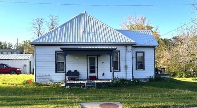 Photo of 107 W 6th St, Hedrick, IA 52563