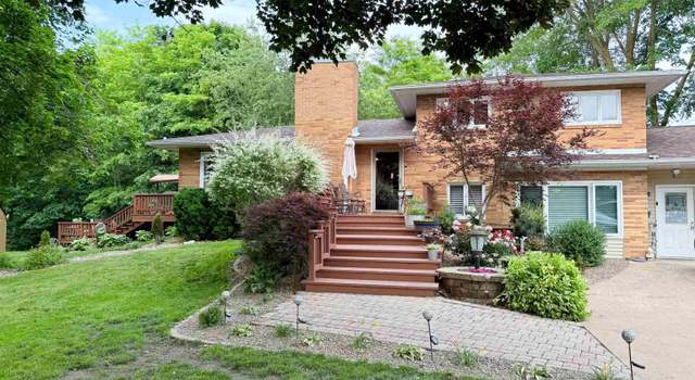 Photo of 6 Edgewood Pl, Burlington, IA 52601
