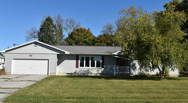 Photo of 222 W Chestnut St, Hubbard, IA 50122
