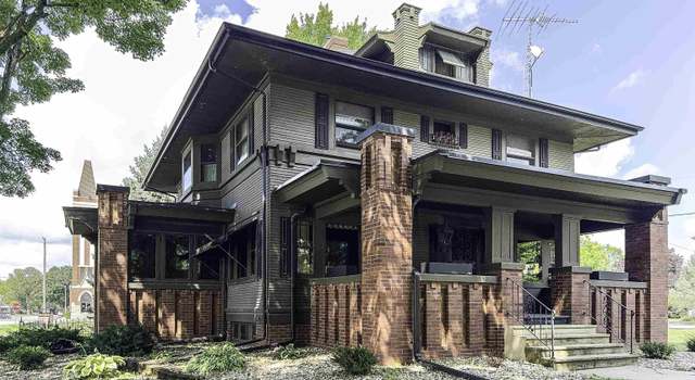 Photo of 102 1st Ave SE, Hampton, IA 50441