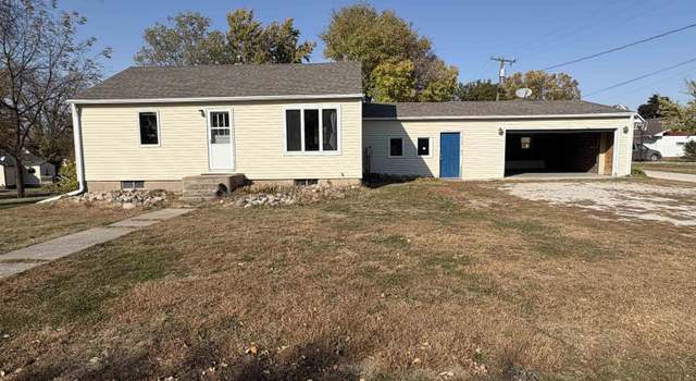 Photo of 114 Kelly St W, Latimer, IA 50452