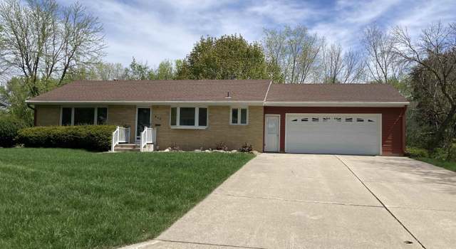 Photo of 213 Bass St, Carroll, IA 51401