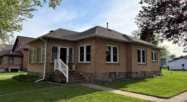 Photo of 502 6th St, Whittemore, IA 50598