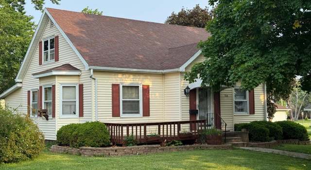 Photo of 106 S Franklin St, Le Grand, IA 50142
