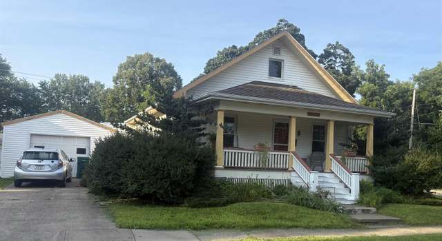 Photo of 114 Iowa Ave, Fairfield, IA 52556
