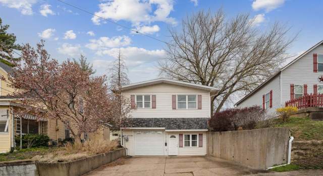 Photo of 1412 Iowa St, Burlington, IA 52601