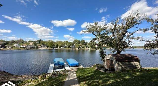 Photo of 1044 Lakeshore Dr, Brooklyn, IA 52211