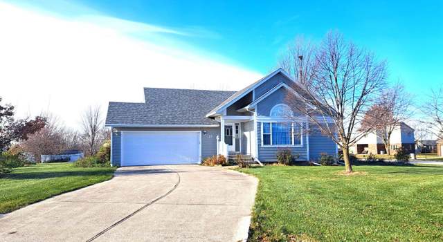 Photo of 122 Maple Dr, Albia, IA 52531