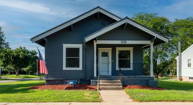 Photo of 515 W 12th St, Vinton, IA 52349