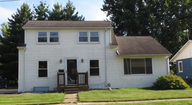 Photo of 425 10th Ave NE, Hampton, IA 50441