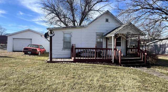 Photo of 104 Plank St, Pulaski, IA 52584