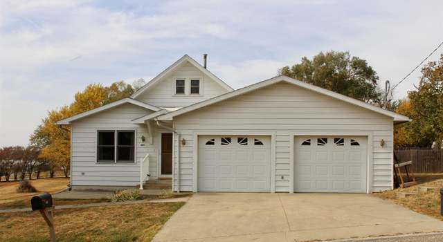 Photo of 409 Washington St, Cumberland, IA 50843