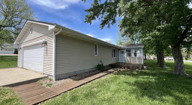 Photo of 401 NW 4th St, Decatur, IA 50067