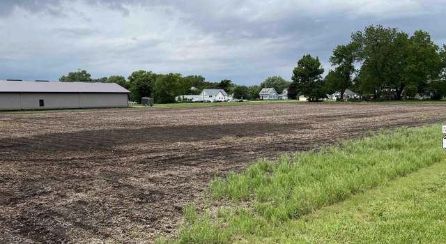Photo of 1 North Dr, Middletown, IA 52638