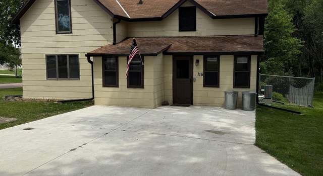 Photo of 116 Kossuth St, Whittemore, IA 50598