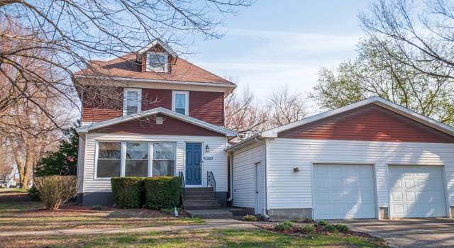 Photo of 402 E Grundy Ave, Conrad, IA 50621