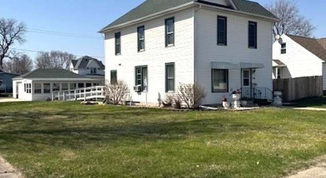 Photo of 520 4th St, Whittemore, IA 50598
