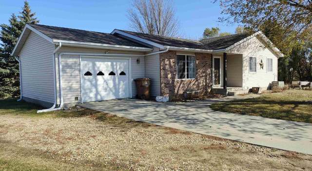 Photo of 109 W Hilltop Ct, Coon Rapids, IA 50058
