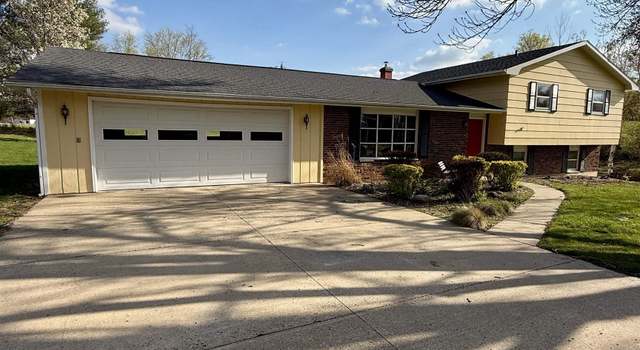 Photo of 490 Windy Woods Dr, Hamilton, IL 62341