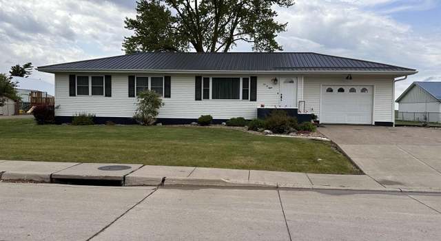Photo of 508 N Jefferson St, Wayland, IA 52654