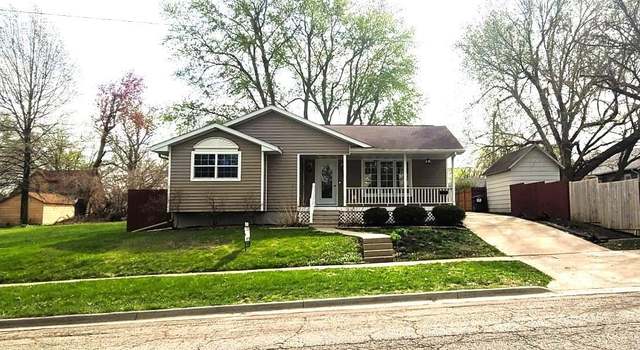 Photo of 510 N C St, Oskaloosa, IA 52577