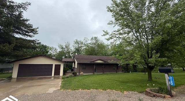 Photo of 3122 Holiday Ln, Brooklyn, IA 52211