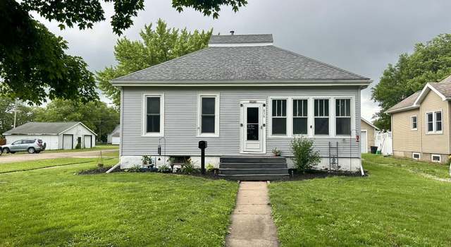 Photo of 856 Franklin St, Wapello, IA 52653