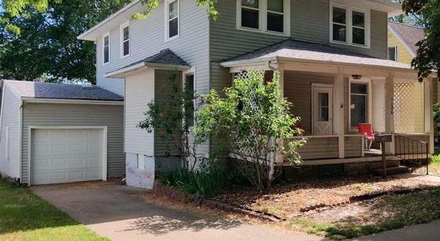 Photo of 1126 High Ave E, Oskaloosa, IA 52577