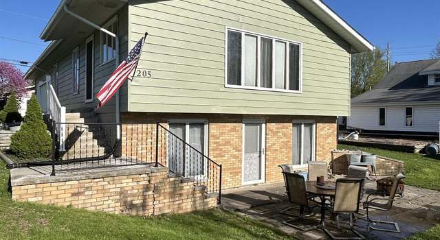 Photo of 205 Park St, Donnellson, IA 52625