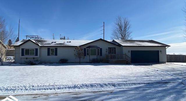 Photo of 849 2nd Ave SW, Britt, IA 50423