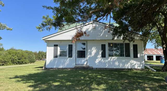 Photo of 11877 550th St, Lucas, IA 50151