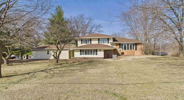 Photo of 835 Mill St, Warsaw, IL 62379