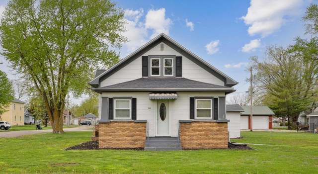 Photo of 202 Lynn St, Donnellson, IA 52625