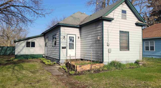 Photo of 321 S Park Ave, Eagle Grove, IA 50533