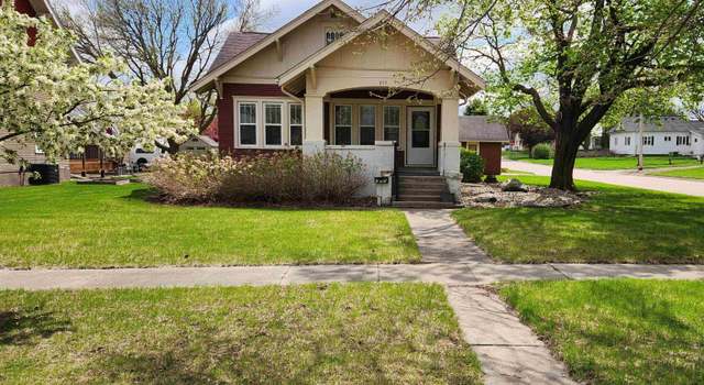 Photo of 809 W State St, Jefferson, IA 50129