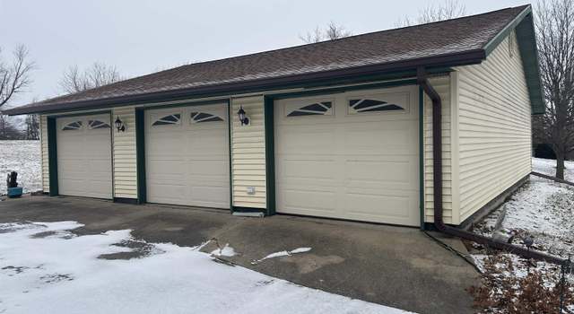 Photo of 535 N College St, Agency, IA 52530