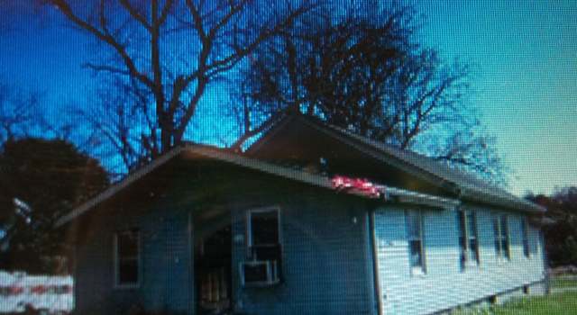 Photo of 300 Sherman St, Woodburn, IA 50275