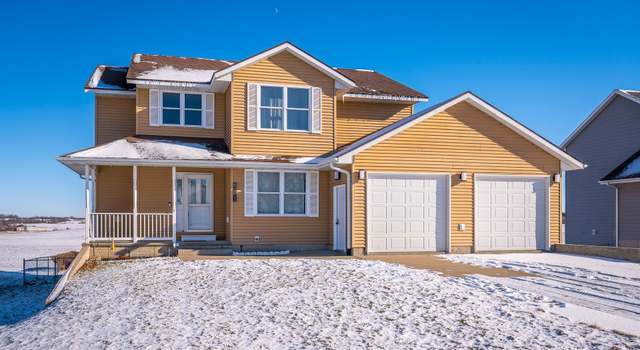 Photo of 601 Crestview Dr, Le Grand, IA 50142