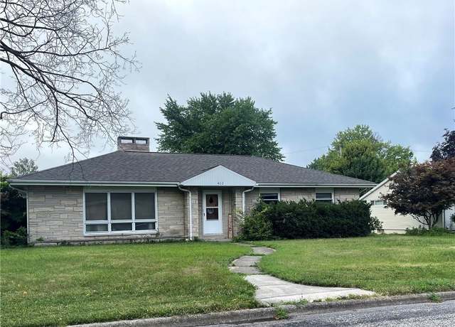 Property at 402 Dennis Dr, Danville, IL 61832, 3 beds, 2 baths