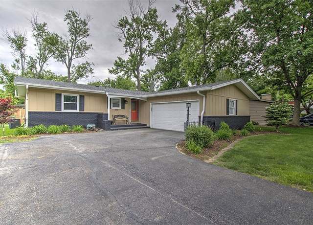 Property at 406 S Westdale Ave, Decatur, IL 62522, 3 beds, 2 baths