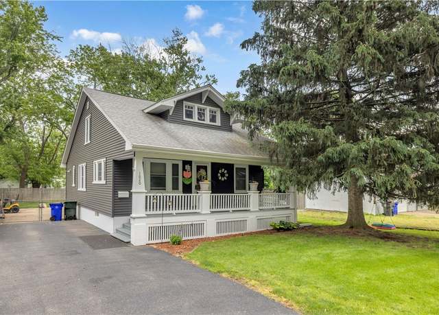 Property at 1020 Dennis Ave, Decatur, IL 62522, 4 beds, 1 bath