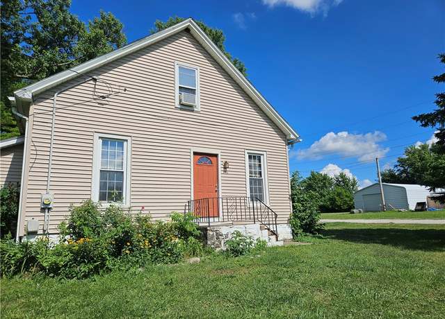 Property at 356 S Wyckles Rd, Decatur, IL 62522, 3 beds, 1.5 baths