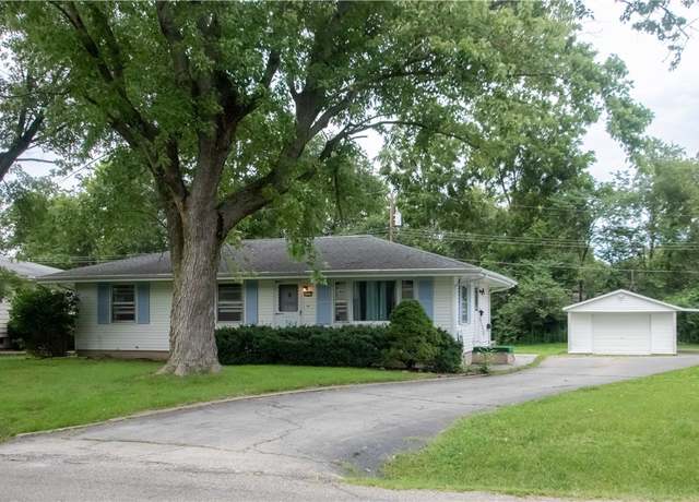 Property at 2517 East Rd, Danville, IL 61832, 3 beds, 1 bath