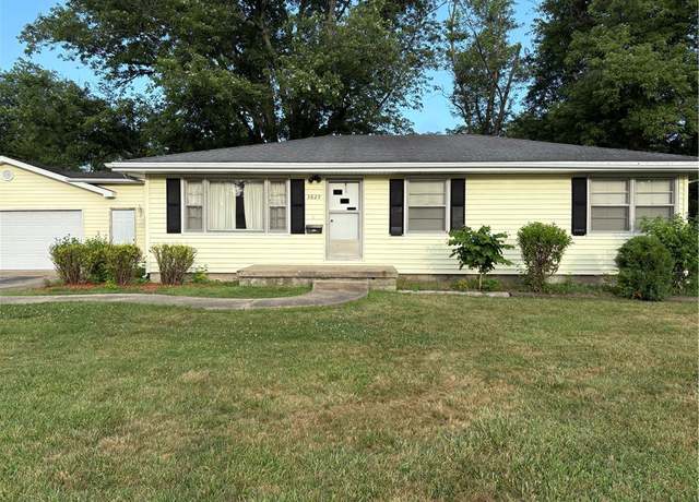 Property at 3829 Macarthur Rd, Decatur, IL 62526, 3 beds, 1 bath