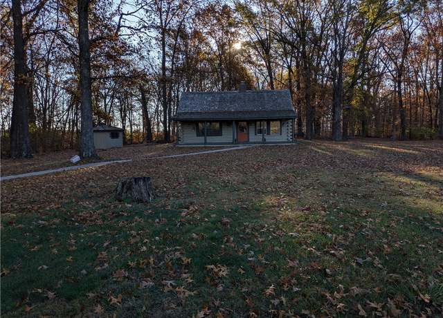 Property at 21491 N 1150th St, Marshall, IL 62441, 3 beds, 2 baths