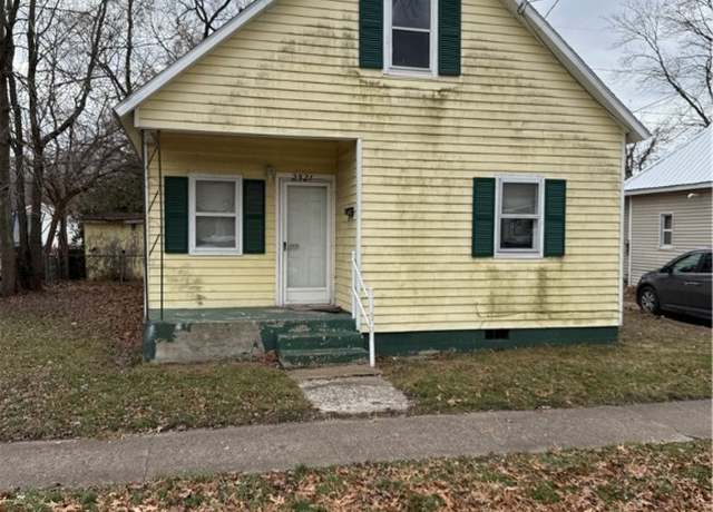 Property at 2521 Commercial Ave, Mattoon, IL 61938, 2 beds, 1 bath