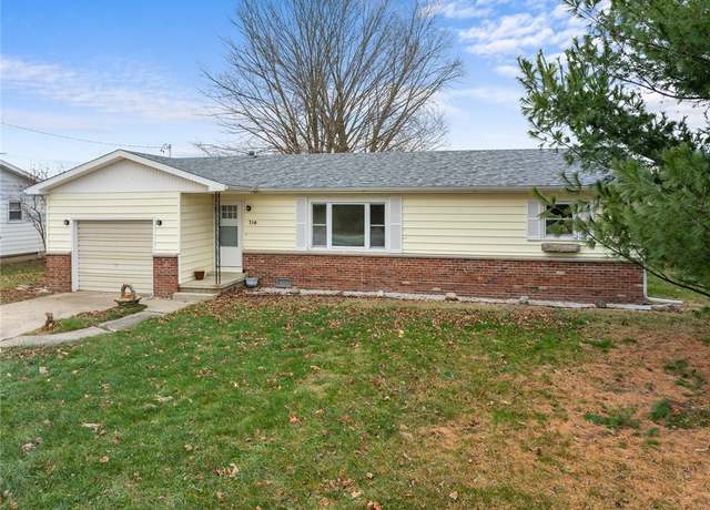 Property at 710 E Blackburn St, Paris, IL 61944, 3 beds, 1.5 baths