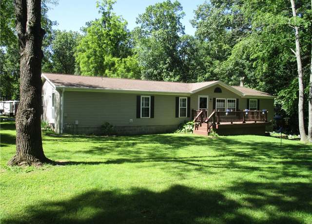 Property at 6 Angler Trl, Pana, IL 62557, 3 beds, 2 baths